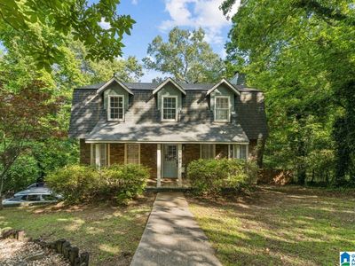 5580 Surrey Ln