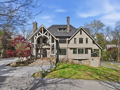 214 Summit Dr