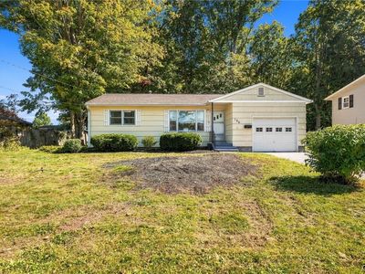 126 River Park Dr