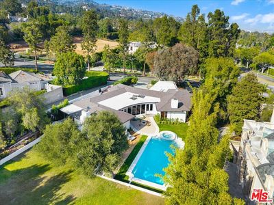 909 N Alpine Dr