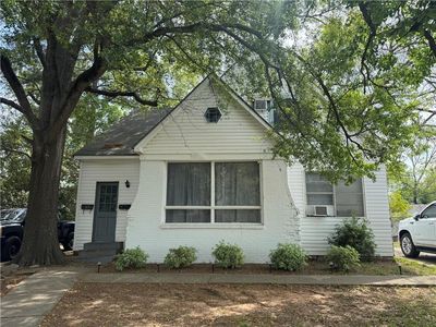 213 Texas St