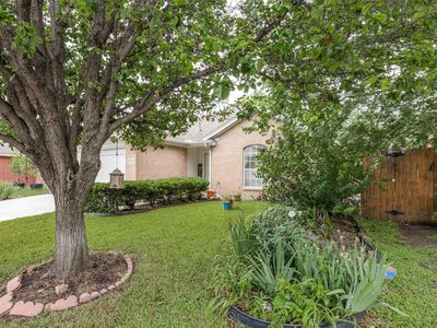 7429 Creekfall Dr