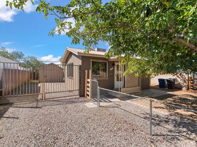 321 Rhode Island St NE