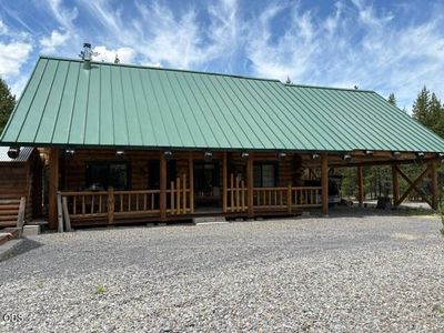 123415 Surveyor Rd