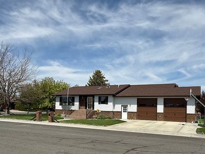 1105 Crandall Dr