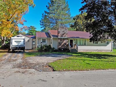 18 Cleaveland Ave