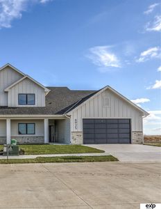 6925 276 Court Valley NE