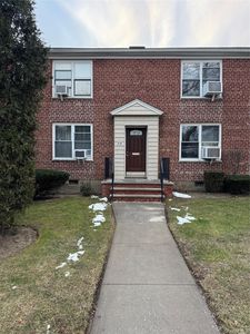 35-36 Clearview Expy #369