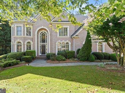 8925 Pinehurst Cv