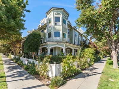 318 S Grant St UNIT 2A