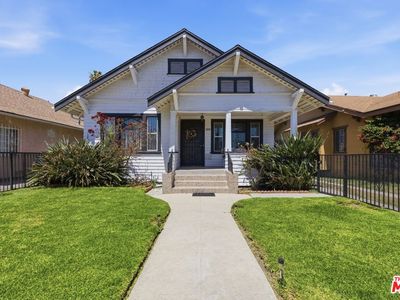 1123 W 52nd St