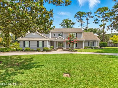 10813 CROSSWICKS Road