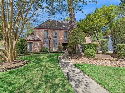 3523 Village Oaks Dr