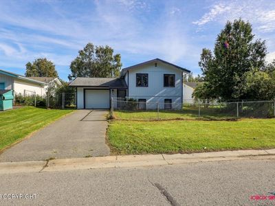 309 N Bonanza St