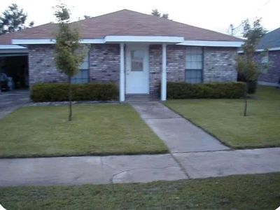 102 David Ct