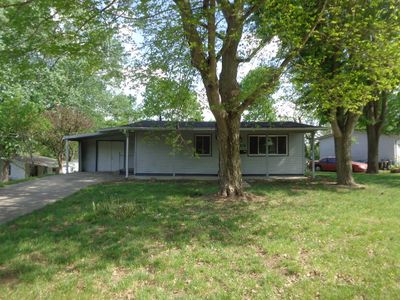 Property at 802 Johnson Ave, Miamisburg, OH