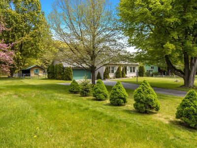 10015 E Crain Hill Rd