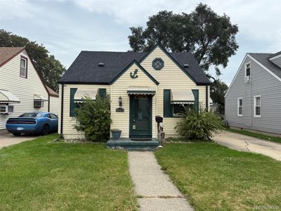 24882 Wilmot Ave