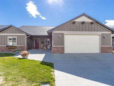 5238 Amherst Dr