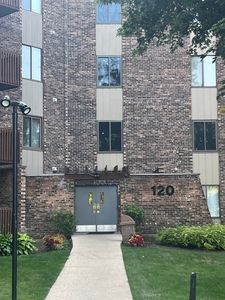 120 Lakeview Dr APT 501