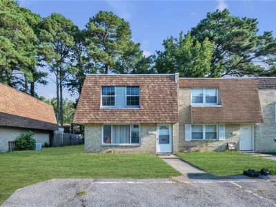 3729 Bancroft Dr