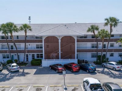 2050 NE 39th St #307-E