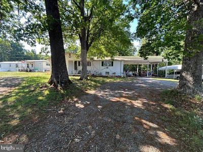 Property at 1056 Boyds Ln, Moneta, VA