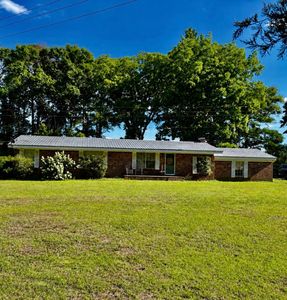 1095 Paragon Rd