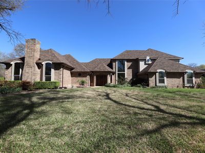907 Red Oak Creek Dr