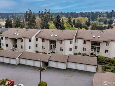 23009 Lakeview Drive #B103