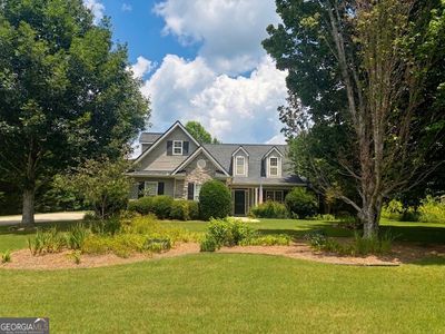 247 Meadows Dr