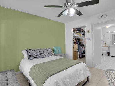 1825 Palm Cove Boulevard #7-102