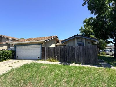 5886 Southwind Dr