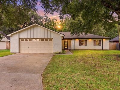 7165 Firethorn Dr