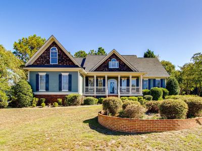 100 Avington Ln