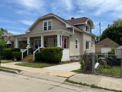 1815 Superior STREET