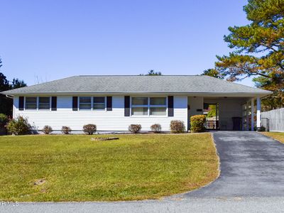 212 Hemlock Rd