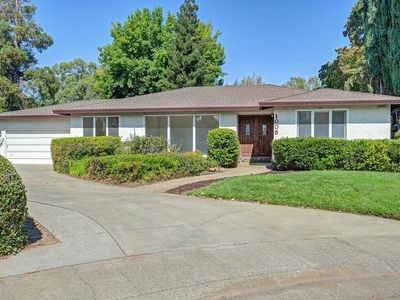 1005 Friars Ct