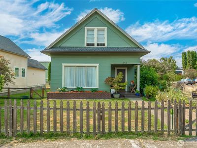 246 4th Avenue NW