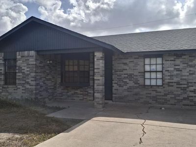 2663 Sequoia Dr