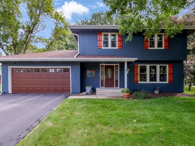 17200 Barberry Cir