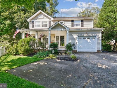 903 Bergen Ln