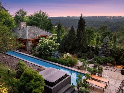 1226 Sibley Memorial Hwy