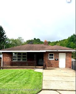 753 Main St