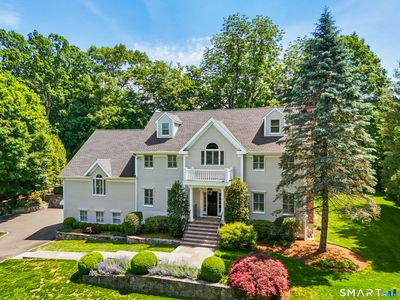 72 Compo Road North