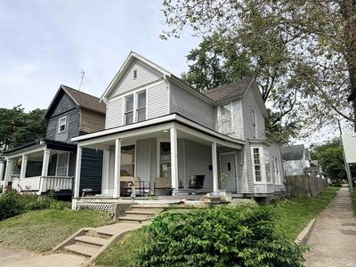 2737 Hoagland Ave