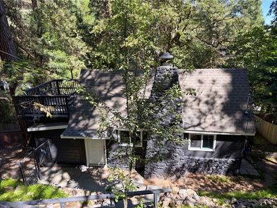 982 Oak Dr
