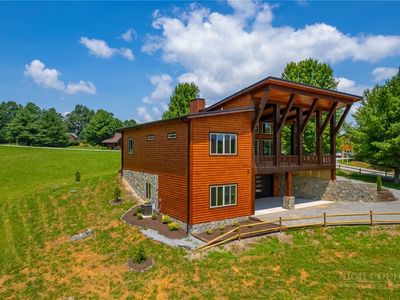 16 Bear Lodge Drive
