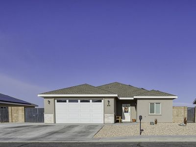 332 Abigail St