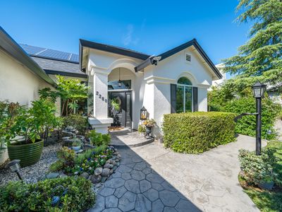 2280 Cumberland Dr